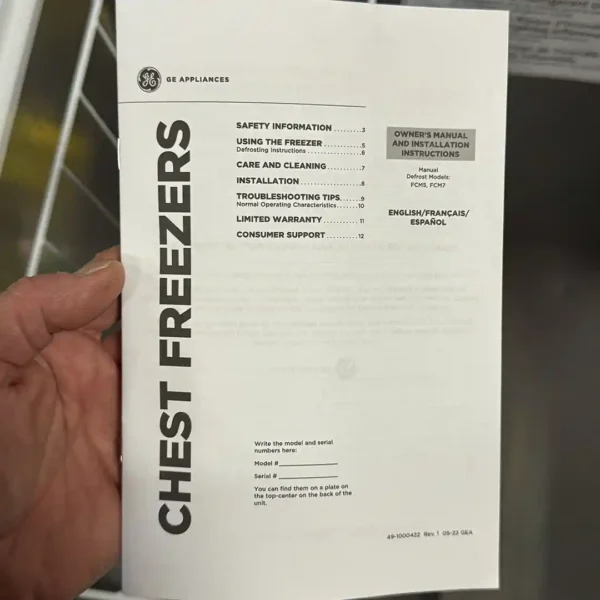 GE Appliances 5.0 Cu. Ft. Manual Defrost Chest Freezer FCM5STBWW – Like New - Image 5